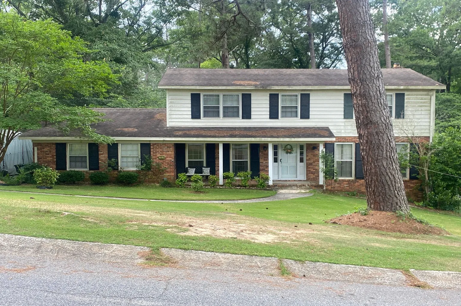 3082 Stuart Dr photo 1
