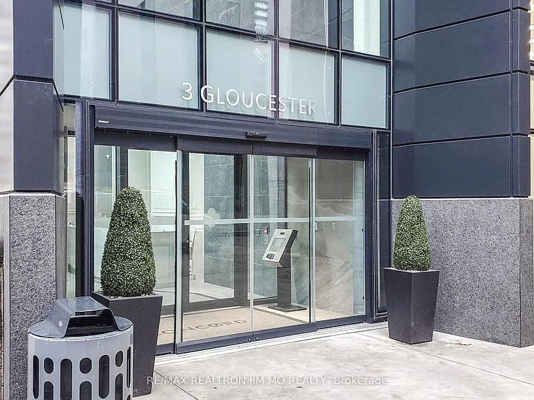 3 Gloucester St #3205 — Photo 4