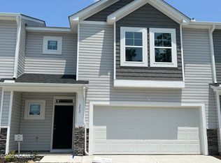 372 Trevally Ct #27, Southport, NC 28461