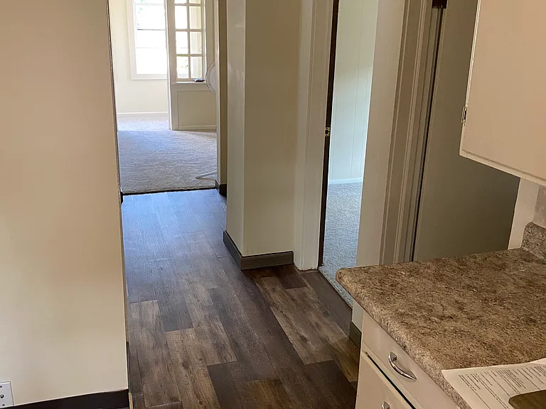 6218 32nd Ave — Photo 1