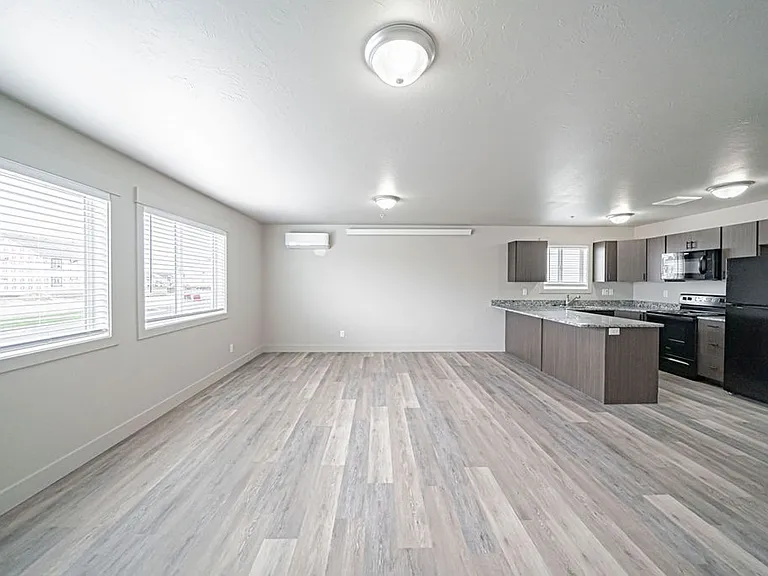 6097 N Silver Fox Rd — Photo 2