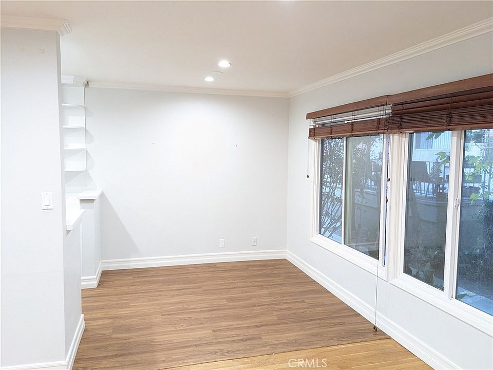 1st image of 1019 6th St APT 6