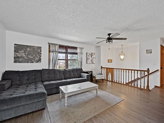 5th image of 805 4th Ave SW