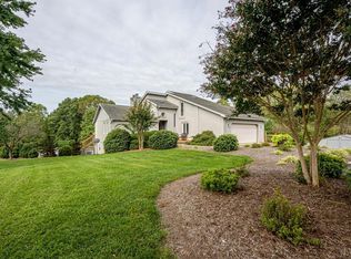 2554 Crockett Rd, Forest, VA 24551