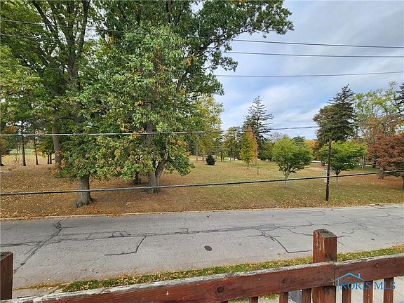 4th image of 1955 Milburn Ave