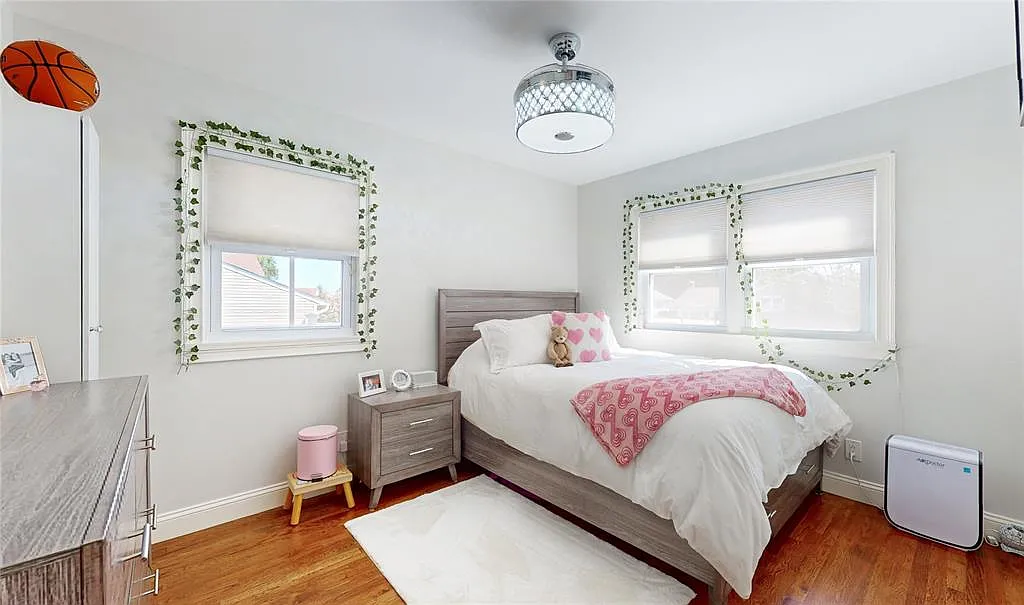 5 Eleanor Rd — Photo 4