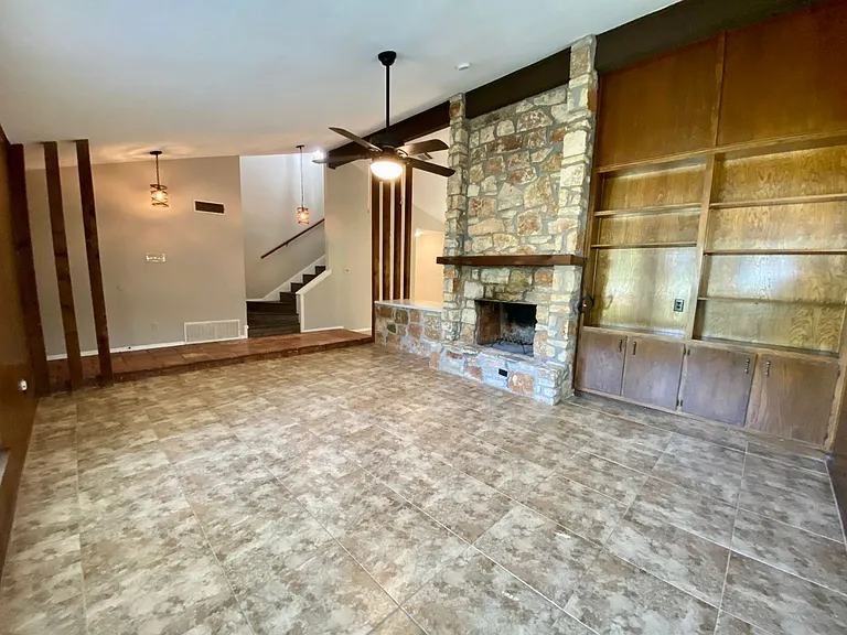 7219 Scenic Brook Dr — Photo 3