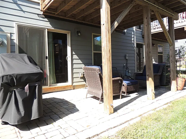 1912 Catkin Ln — Photo 20
