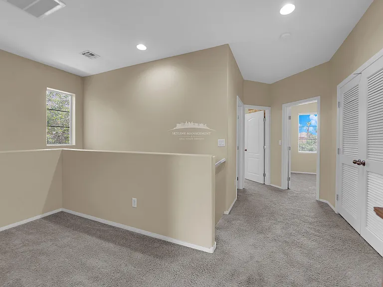 680 Forest Peak St — Photo 4