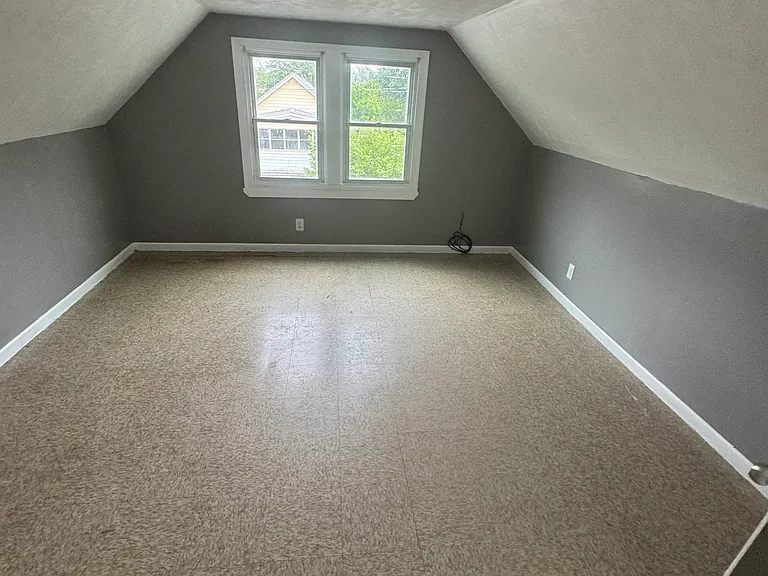 11823 Imperial Ave #3 — Photo 2