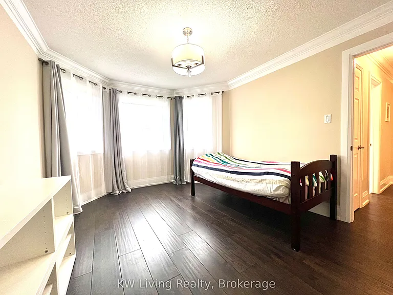 128 Palomino Dr — Photo 39