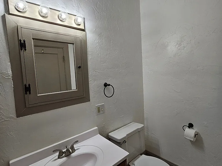 1114 Pine St #1114 — Photo 13
