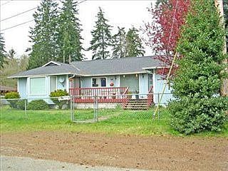 2nd image of 11026 NE Oregon St