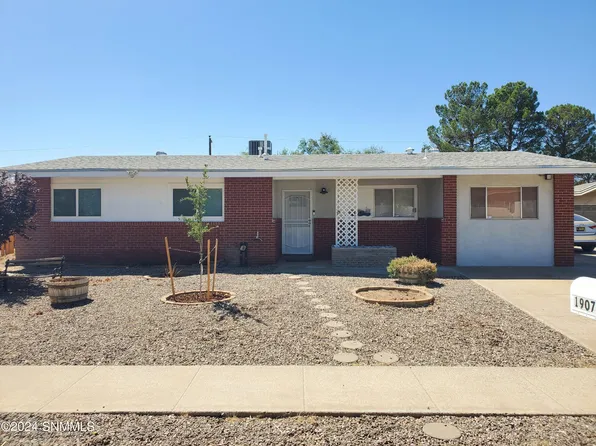 1907 Evelyn St, Las Cruces, NM 88001