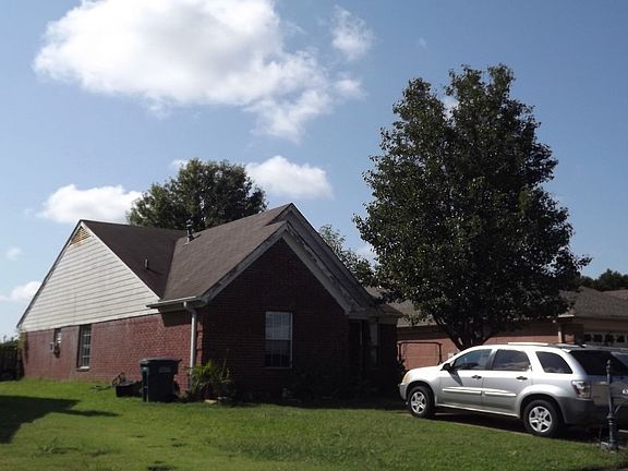 4th image of 63 Belisle Dr