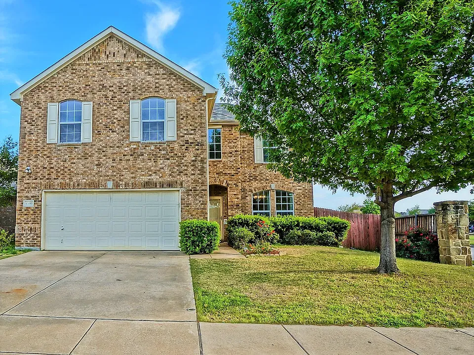 4500 Hickory Meadows Ln