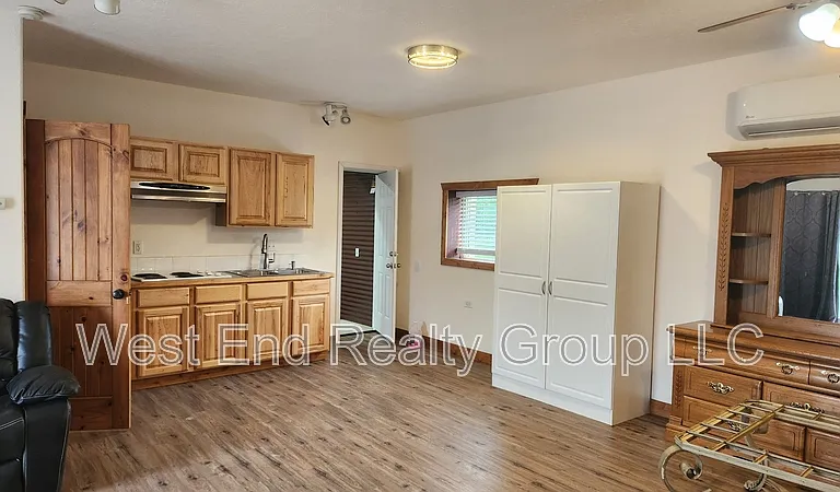 6826 Willow Vista Ct — Photo 9
