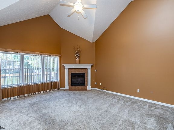 5th image of 3199 Saunders St