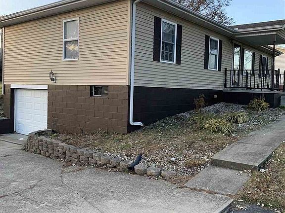 2nd image of 104 Dawn St
