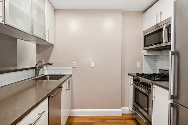 Rented by Corcoran | media 3