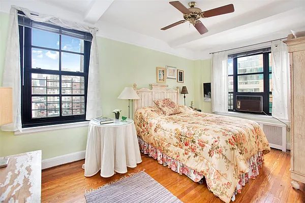 Sold by Douglas Elliman | media 14