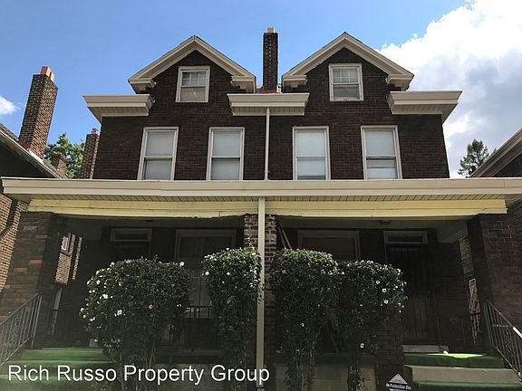 3rd image of 1553 Clifton Ave