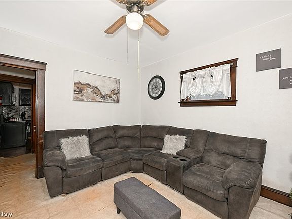 2nd image of 4049 Marvin Ave