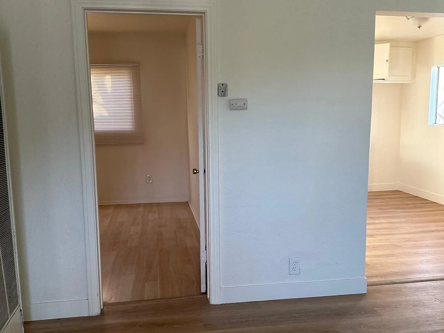 2 bed, 700 sqft, $1,800 — Photo 2