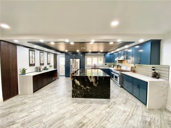 15925 Winchester Way, Riverside, CA 92508