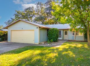 1993 Carleton St, Redding, CA 96002