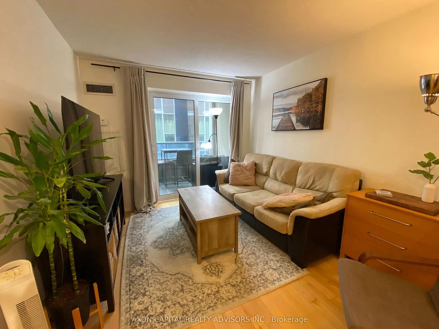 2 bed, $2,600 — Photo 2