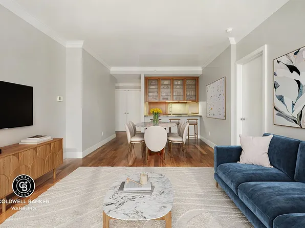 250 E 53rd St APT 502, New York, NY 10022