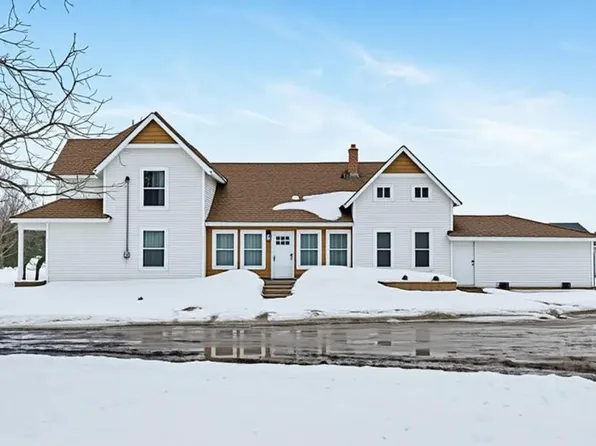 2523 Howard Rd, Petoskey, MI 49770