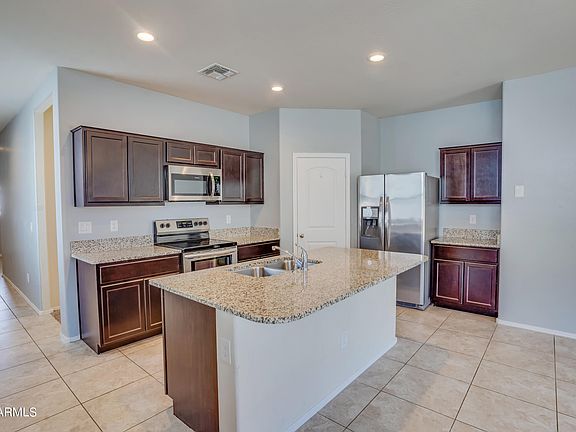 5th image of 4739 E LIVING STONE Way