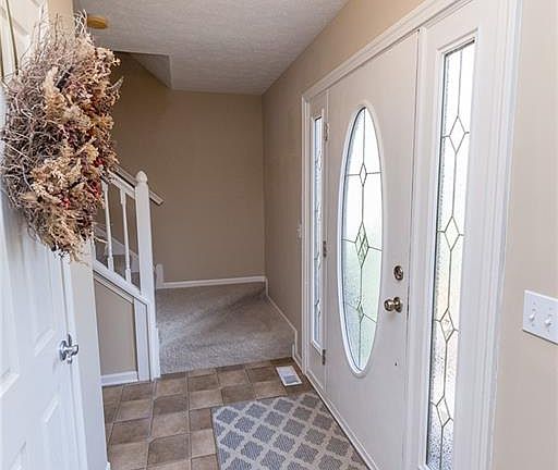 2nd image of 7462 Bittersweet Ln