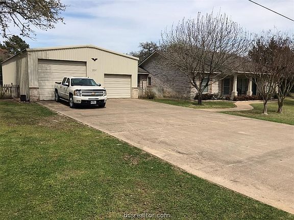 2nd image of 231 Golfview Dr N