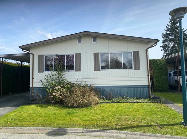 2303 Cranley Dr #119, Surrey, BC V4A 8W9