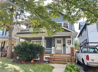 1372 Bonnieview Ave, Lakewood, OH 44107