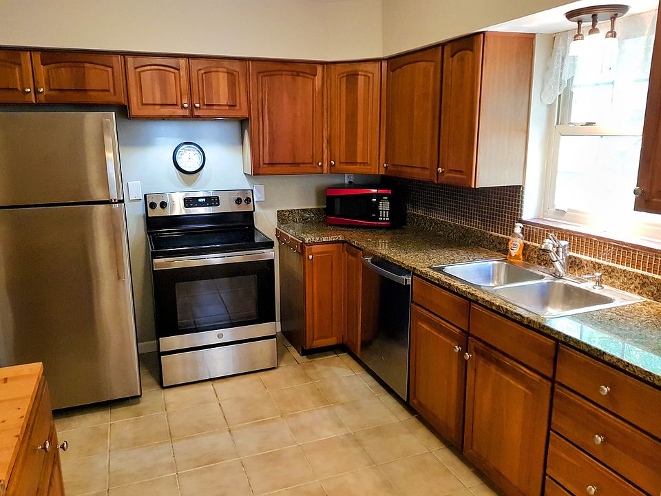 Welcome to beautiful 2745 McKinley!