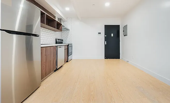 Rented by Oxford Property Group | media 23