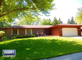 1605 Carlisle Ln, Dekalb, IL 60115