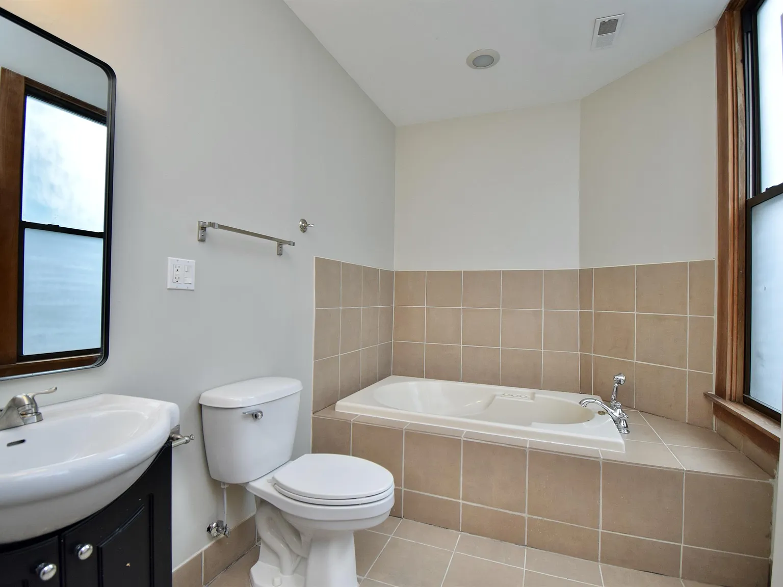 522 East 12th Street - 1 — Photo 4