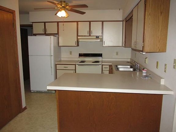 4th image of 206 N 15th St
