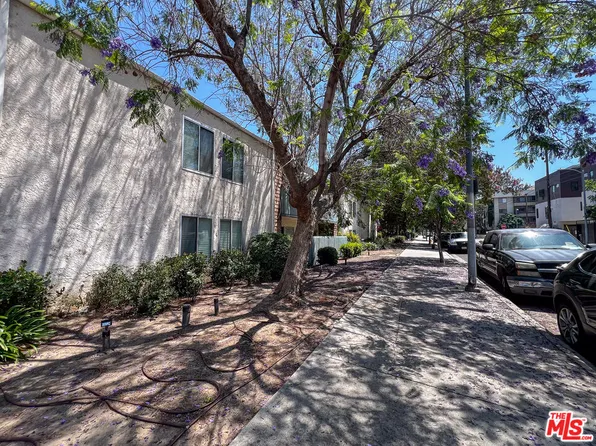 5700 Etiwanda Ave Unit 257, Tarzana, CA 91356