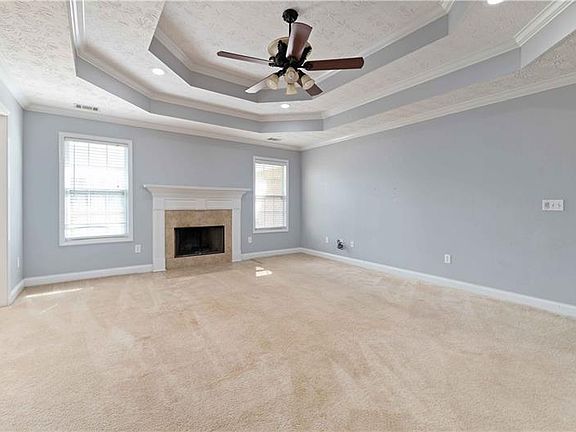 3rd image of 373 Lee Road 2141
