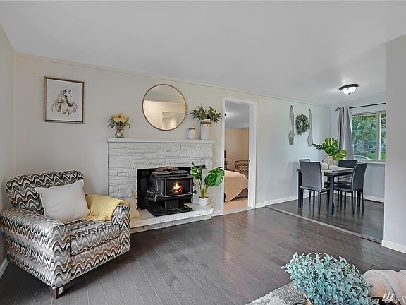 Easy flow from the living room to the dining room.