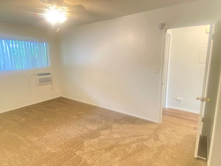 25250 Prospect Ave — Photo 9