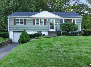 101 Beatrice Dr, West Haven, CT 06516