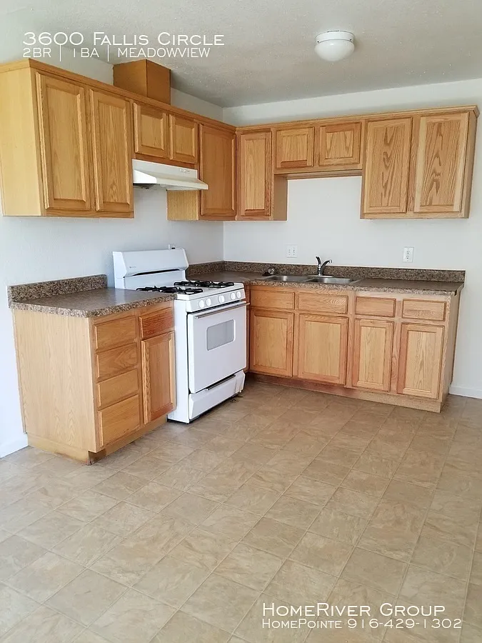 3600 Fallis Cir photo 1