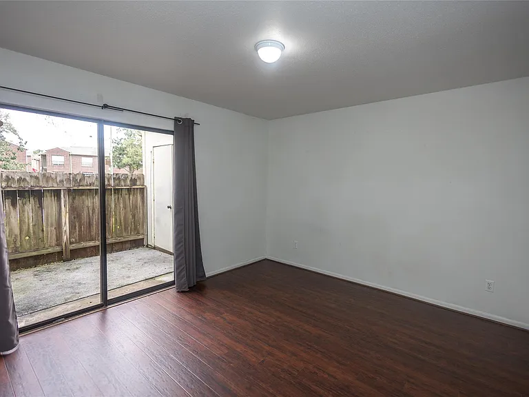 8100 Cambridge St #89 — Photo 14